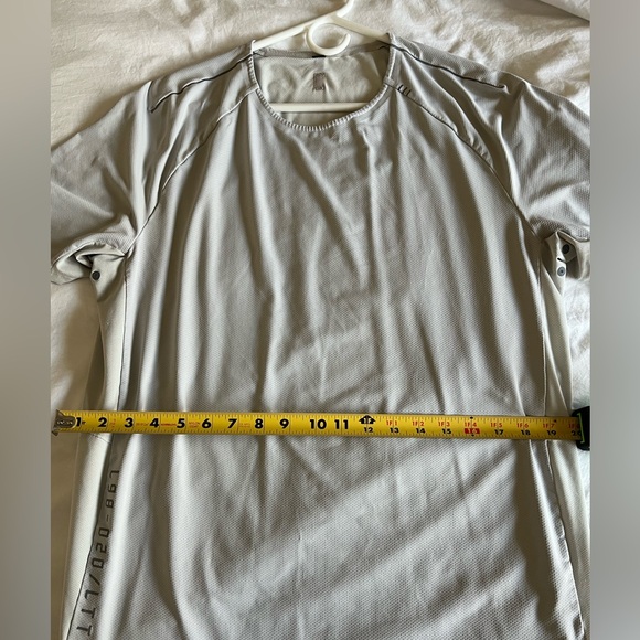 Lululemon athletic shirt - Picture 6 of 7